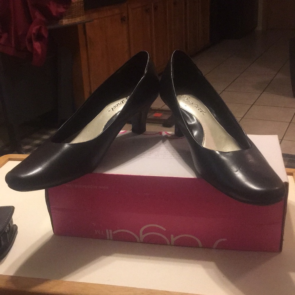 🔴Easy Street SHOES-BASIC BLACK-9-1/2 N.   LEATHER